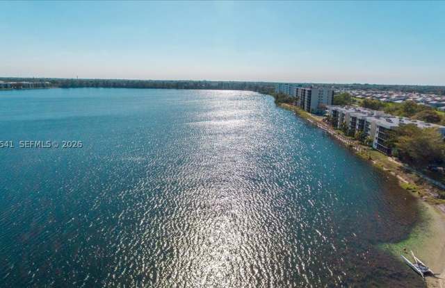 110 Lake Emerald Dr Gallery 1
