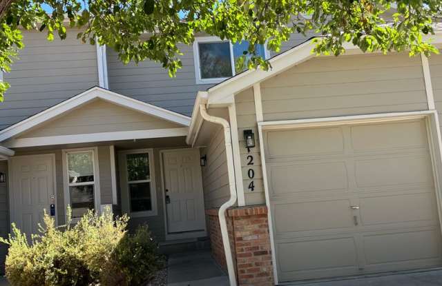 Enjoy New Finishes in this Cozy 3 bed 3 bath Lafayette Townhome. New Paint New Flooring photos photos Enjoy New Finishes in this Cozy 3 bed 3 bath Lafayette Townhome. New Paint New Flooring photos photos