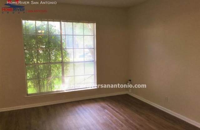 2738 Woodbury Gallery 2