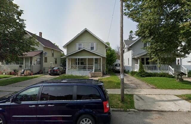 1424 70th St - 1424 70th Street, Kenosha, WI 53143