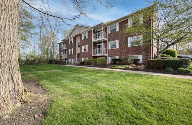 10760 Ravenna Rd, photos photos