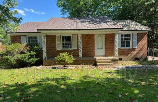 1017 Edmondson Avenue photos photos