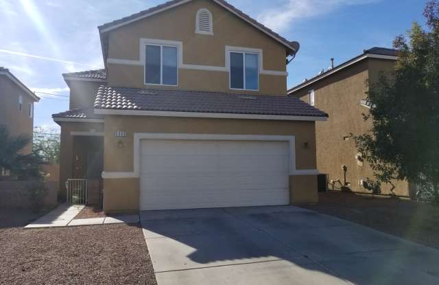 Lovely 2 story home Madre Mesa South Community Gallery 4