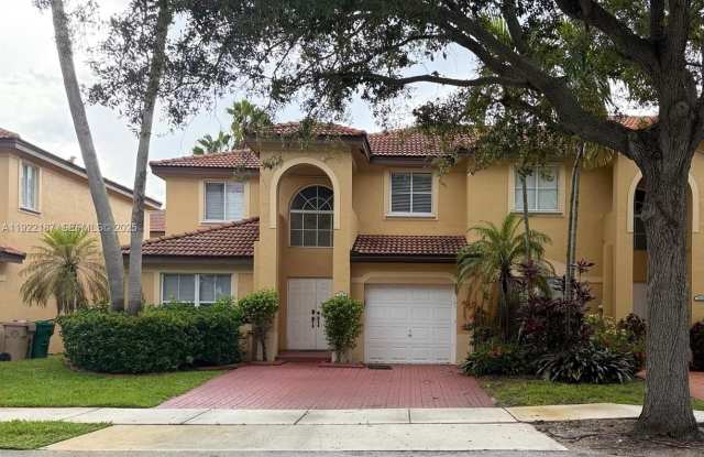 233 E Forest Oak Cir photos photos