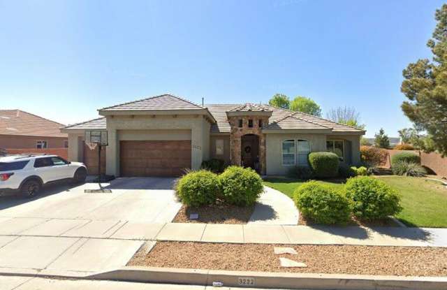 4 Bedroom Home in Washington photos photos