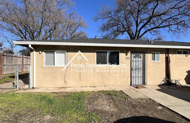 Carmichael 2bd/1ba Duplex near Manzanita & Auburn Blvd photos photos