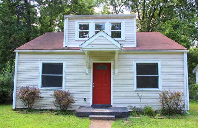 1124 Chester Avenue Gallery 1