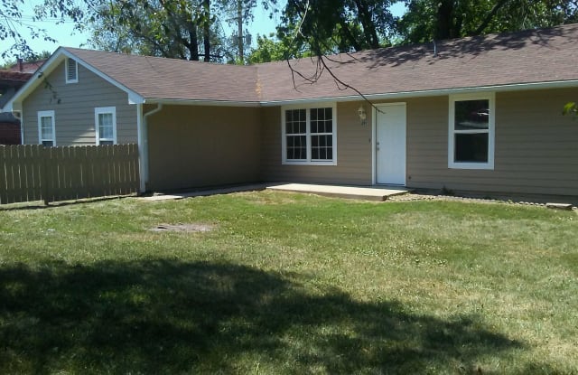 391 West Wood St  Unit 1 - 391 W Wood St, Troy, MO 63379