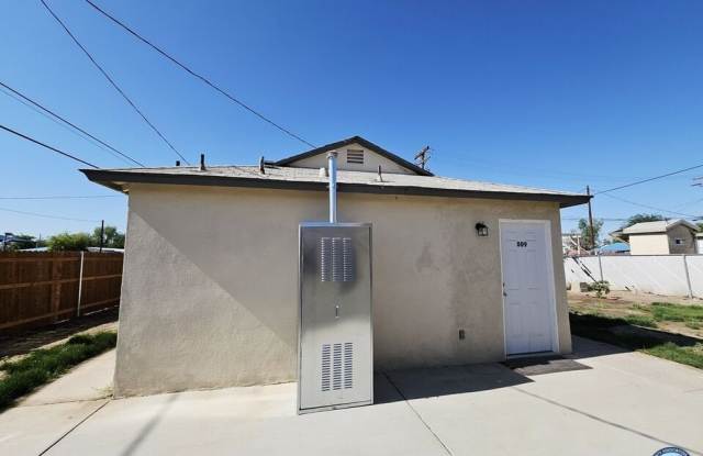 809 Rose Ave photos photos