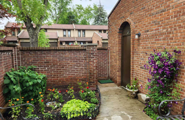 1129 Kirts Boulevard - 1129 Kirts Boulevard, Troy, MI 48084 1129 Kirts Boulevard - 1129 Kirts Boulevard, Troy, MI 48084