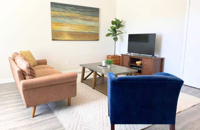 1778 W 28th St photos photos