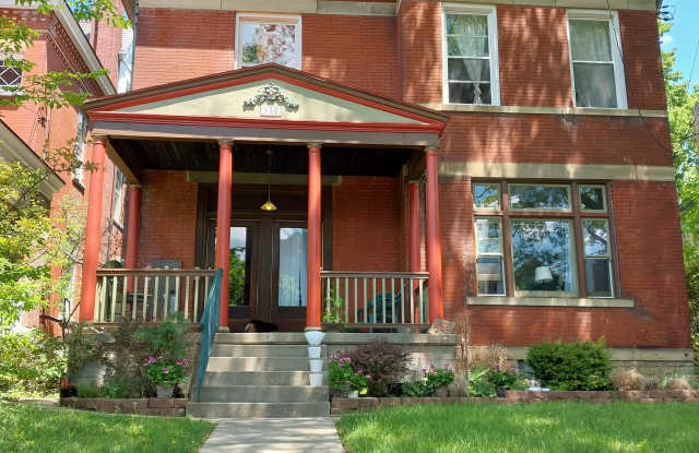 536 Howell Ave photos photos