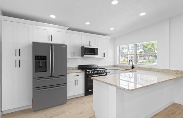 1412 Crooms Avenue photos photos