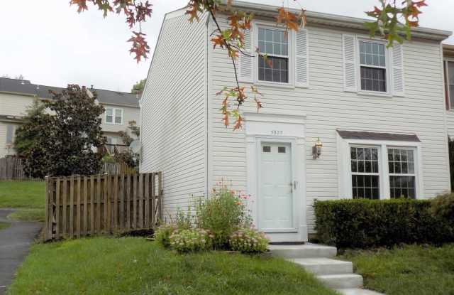 5920 SPRUCE RUN Court Gallery 1
