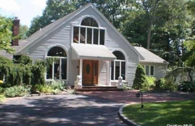 41 Dietz Avenue - 41 Dietz Avenue, Lake Grove, NY 11755