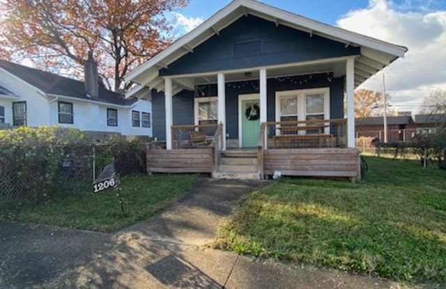 Charming 2 bedroom home! photos photos