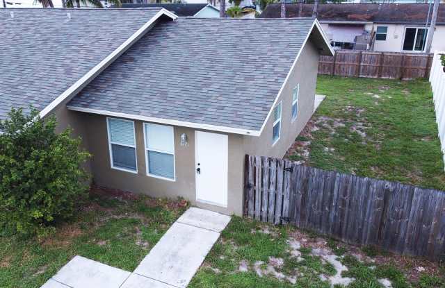 6171 Heather Street photos photos