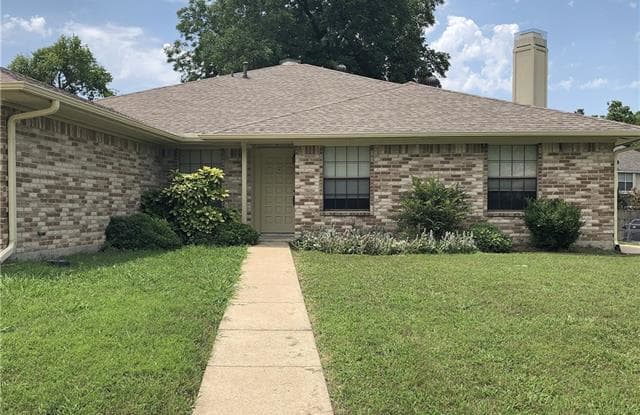 511 Shoreview Drive - 511 Shoreview Drive, Rockwall, TX 75087