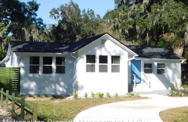 6749 Oakwood Drive - 6749 Oakwood Drive, Jacksonville, FL 32211