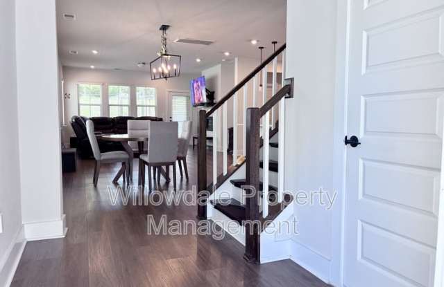 2033 Florine Dr Gallery 4