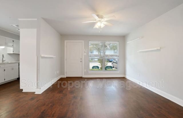 546 S Flannery Rd - 546 South Flannery Road, Baton Rouge, LA 70815