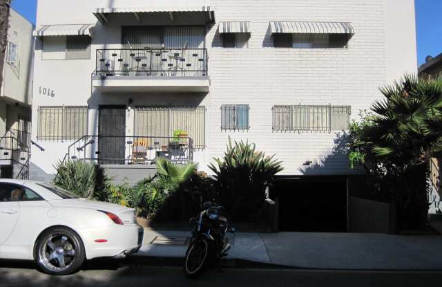 1016 North Orange Grove Avenue photos photos