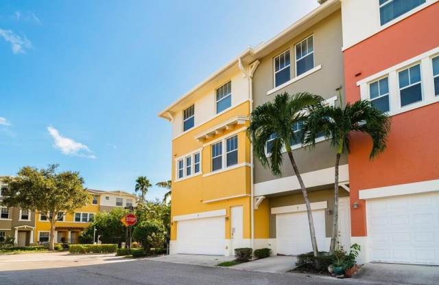 500 Pacific Grove Drive photos photos