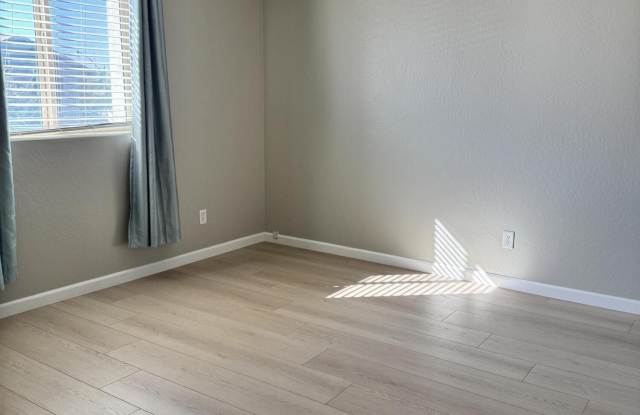 4057 E NUNNELEY Road photos photos