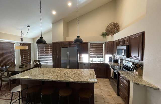 2322 E MILLBRAE Court Gallery 4