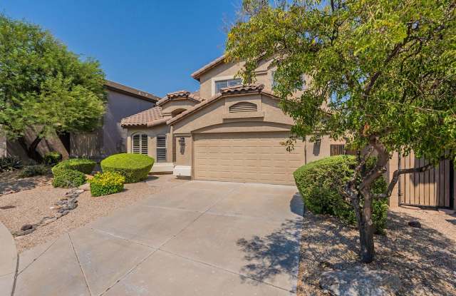 Elegant Living: Custom Upgrades and Superior Comfort in Phoenix Gallery 3