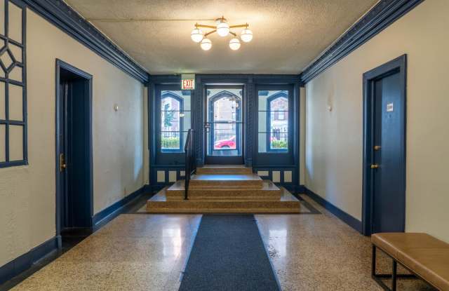 2Sisters Apartments Gallery 1