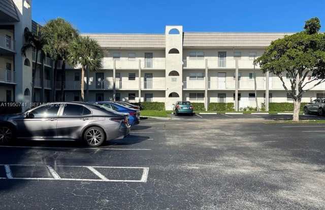 8515 Sunrise Lakes Blvd photos photos