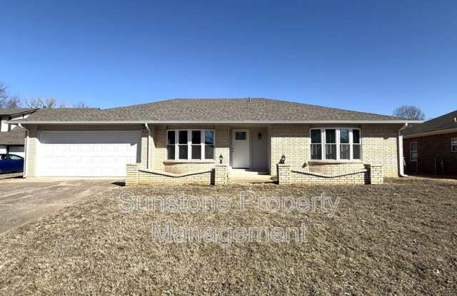 904 W Park Pl photos photos
