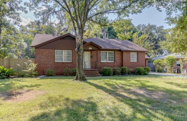 1330 Harbor Oaks Road Gallery 2