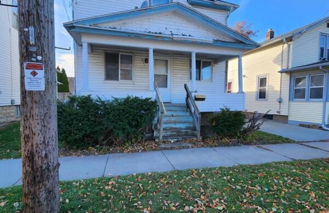 711 Jefferson Street - 711 Jefferson Street, Oshkosh, WI 54901