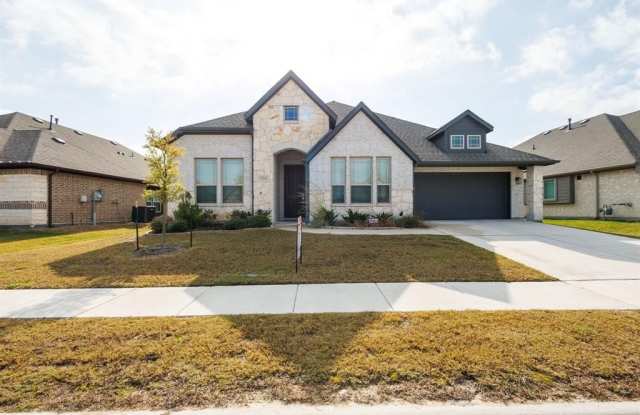 334 Winterwood Drive - 334 Winterwood Drive, Lavon, TX 75166
