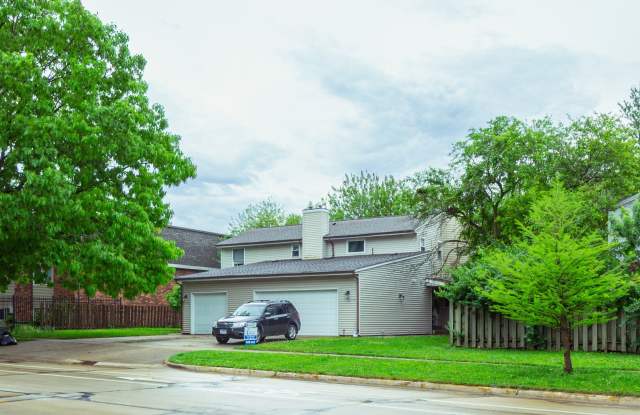 1105 E Florida Avenue photos photos