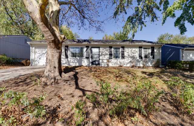 1204 East 27th Street - 1204 East 27th Street, Lawrence, KS 66046