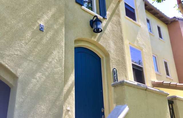 2BD 2.5BA 2CAR Mission Valley Condo Gallery 1
