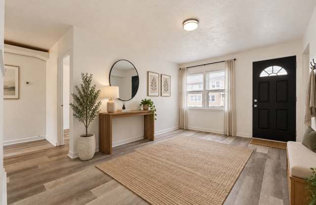 4 Bedroom Townhome Now Available! Gallery 1