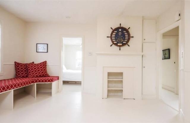 25 Marsh Street - 25 Marsh Street, Newport, RI 02840