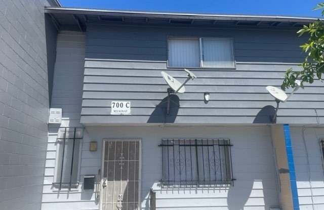 700 E Nelson Avenue photos photos