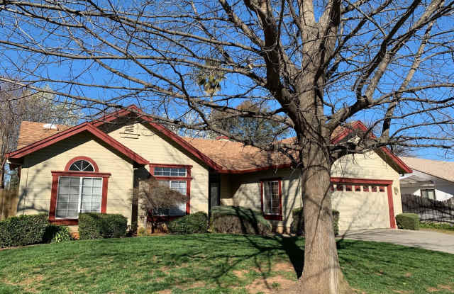 Perfect Location! Steps to schools, Upper Park and Wildwood Park. 3 Bedroom 2 Bath PARTIALLY FURNISHED and LEASE until August 1, 2026. photos photos