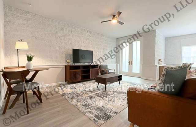 6918 Northside Drive photos photos