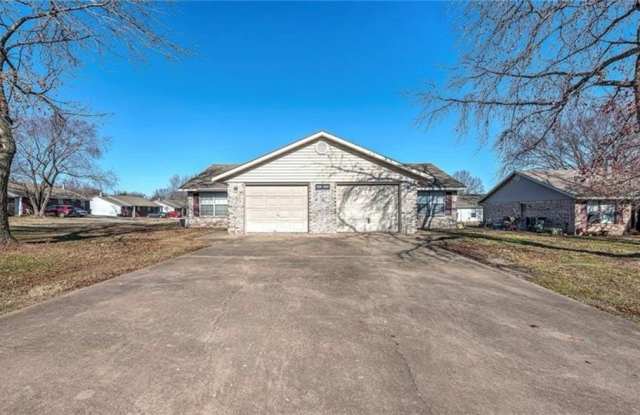 4518  W Franciscan  TR photos photos