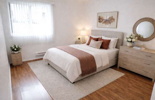 1331 E Ports O Call Dr - 1331 East Ports O Call Drive, Palatine, IL 60074