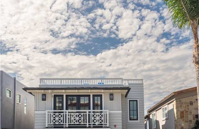 2427 Silverstrand - 2427 Silverstrand Avenue, Hermosa Beach, CA 90254