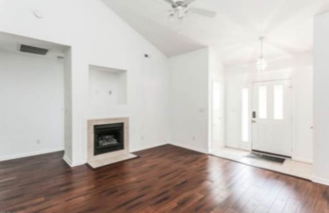 408 Coastal Walk Place 204 Gallery 3