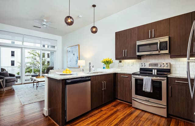 20 Midtown photos photos
