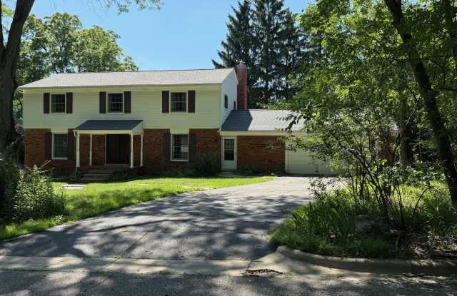 3925 Waldenwood Drive photos photos